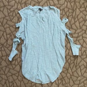 Cut out sleeve baby blue light sweater